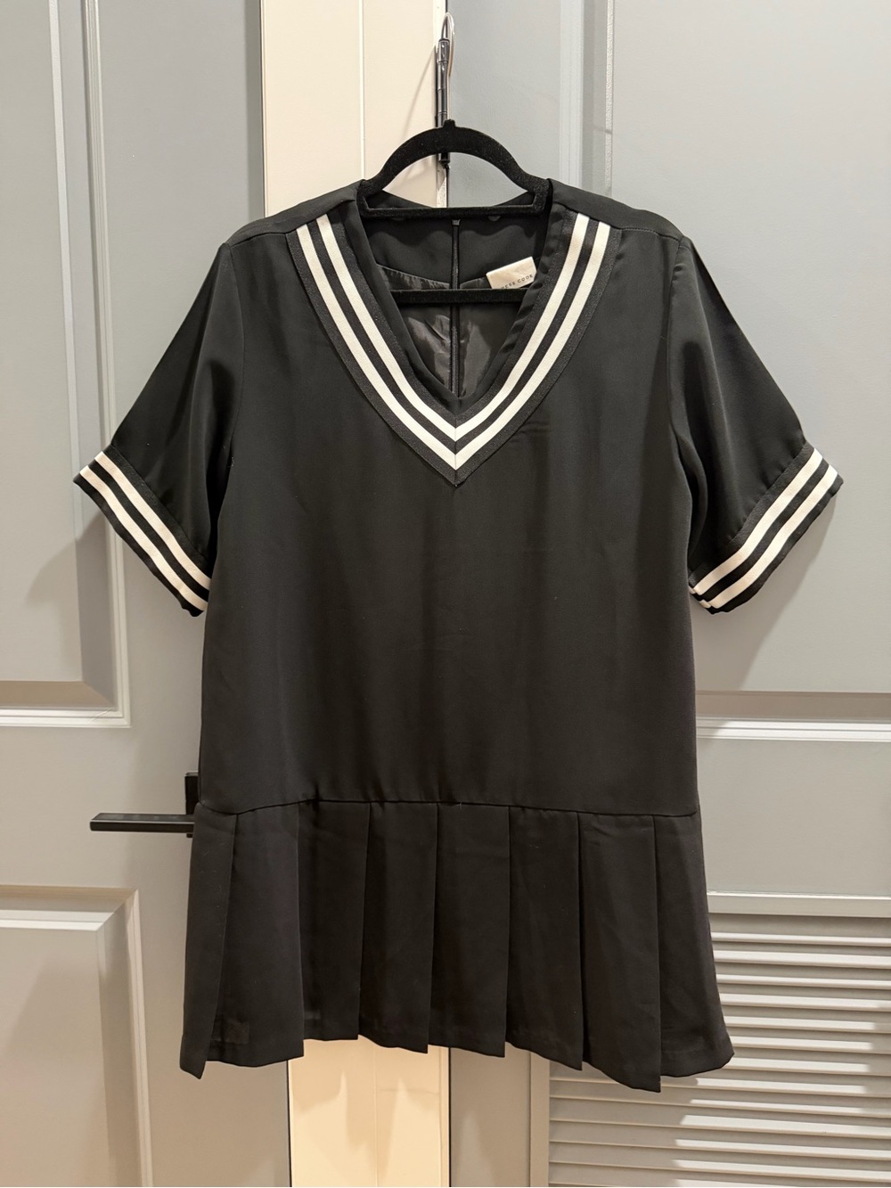 Dress Code Black and White Shift dress medium